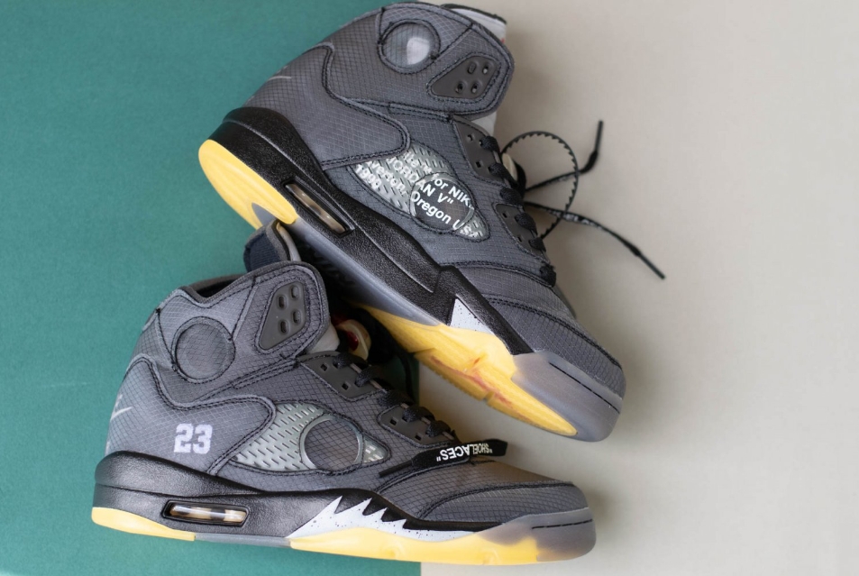 Jordan 5 Retro Off-White Black MUSLIN-FIRE Red