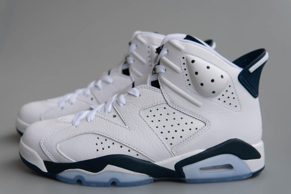 Jordan 6 Retro Midnight Navy