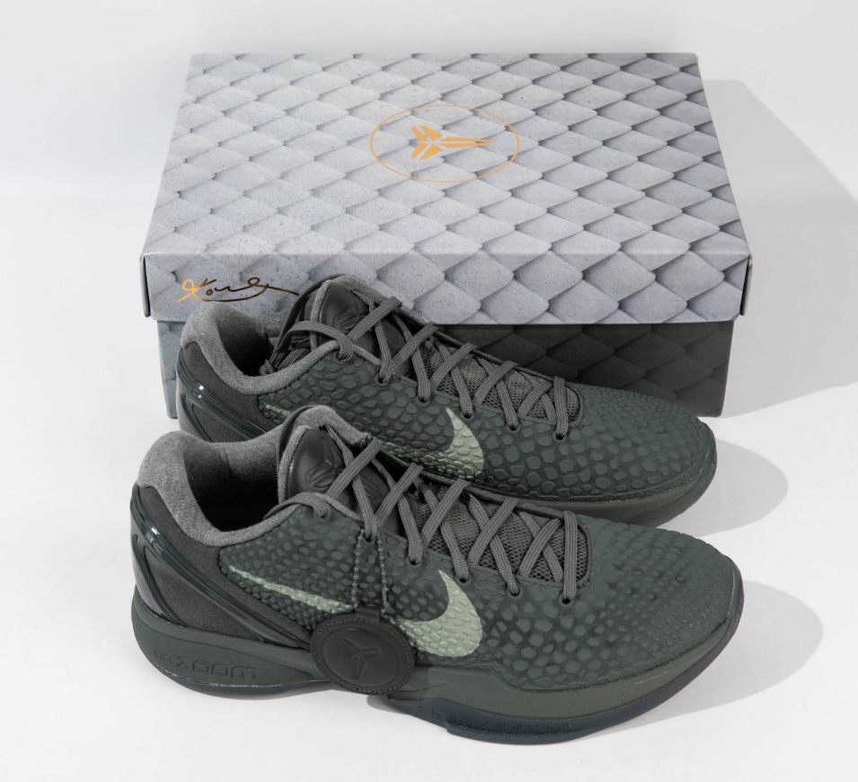 Nike Kobe 6 Black Mamba Collection Fade To Black