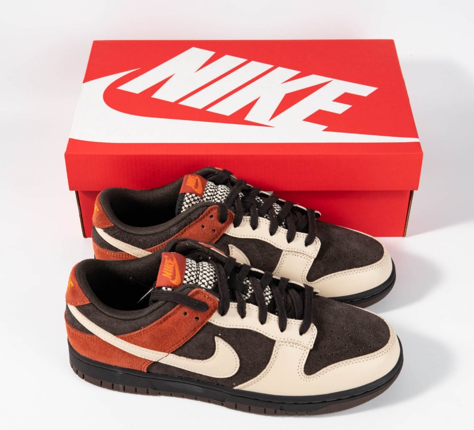Nike Dunk Low Red Panda